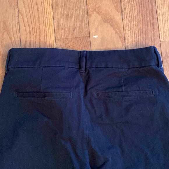 Women’s Old Navy Black Pixie Cut Never-Fade Pants - Picture 10 of 10